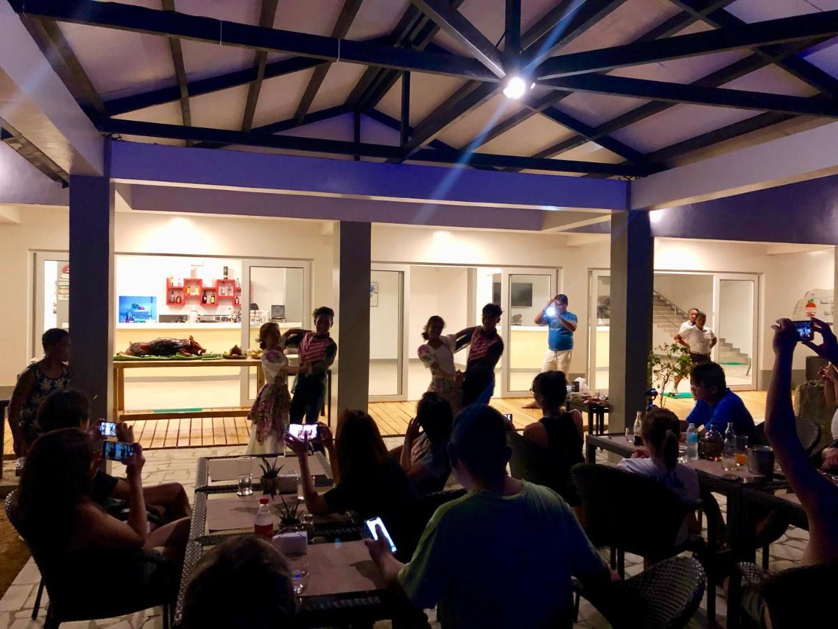 Sunset Cove Beach & Dive Resort Romblon Exteriör bild