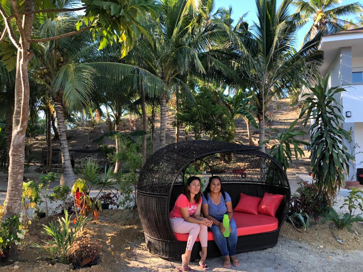 Sunset Cove Beach & Dive Resort Romblon Exteriör bild